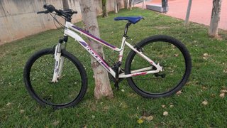 Bicicleta Indur MTB 27.5 Talla M - 24v