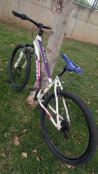 Bicicleta Indur MTB 27.5 Talla M - 24v