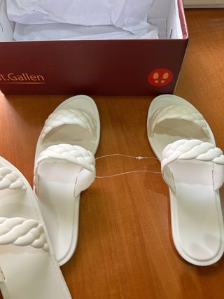 2 pares chanclas blancas trenzadas sin estrenar