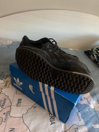Zapatillas Adidas ZX 750 Negras