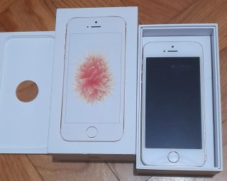 iPhone SE 64GB Rose Gold A1723 2016
