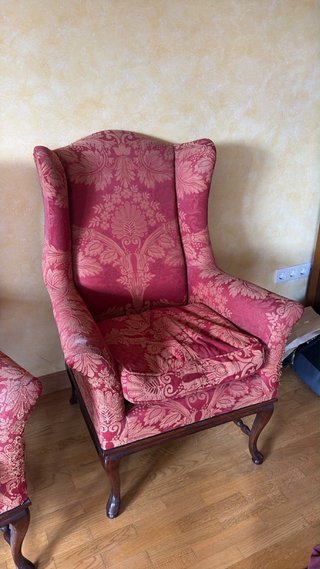 Juego 2 sillones tapizados estilo clásico