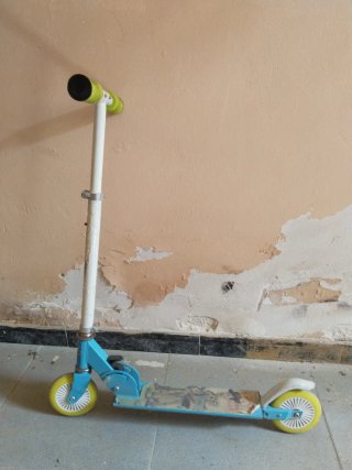 2 Patinetes Infantiles