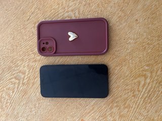 iPhone 12 128GB Negro + Funda Morada