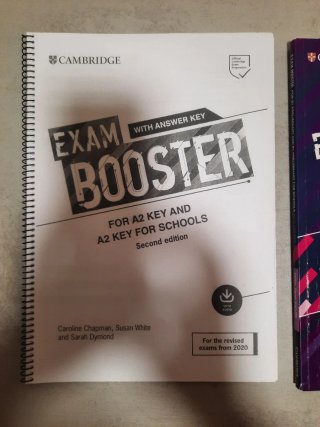 Libro examen inglés A2 "exam booster"