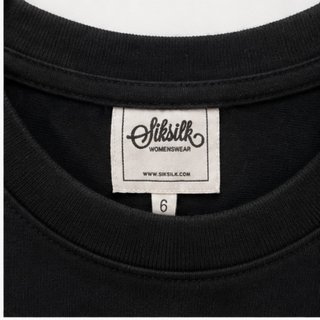 Camiseta SikSilk Negra Crop Top