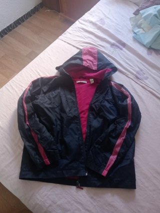 Lote de cazadoras todo junto al precio, unidad 20€