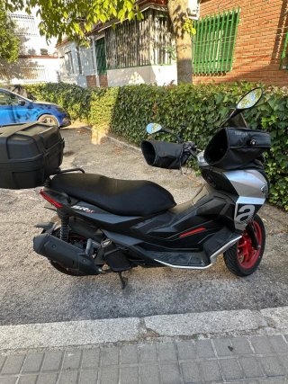 Aprilia SR 125 Scooter