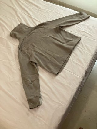 Sudadera Zara cuello alto gris M