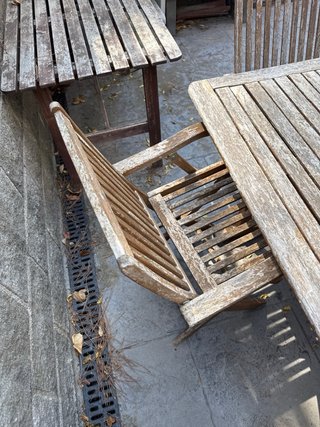 Mesa y 4 Sillas de Jardín Madera
