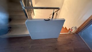 Mesa plegable blanca de plástico