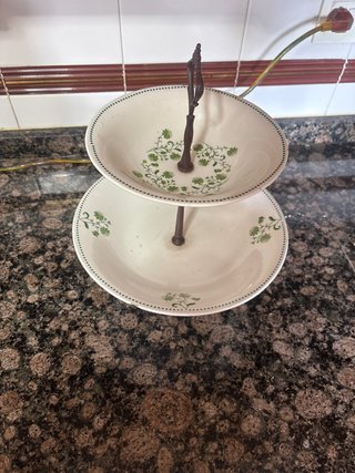 Frutero de 2 pisos con diseño floral