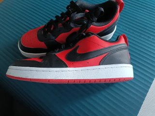 Zapatillas Nike Niño Talla 37.5 DV5456-600
