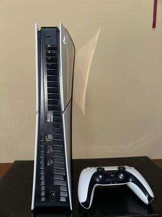 PS5 Slim Digital 1TB + Mando Blanco