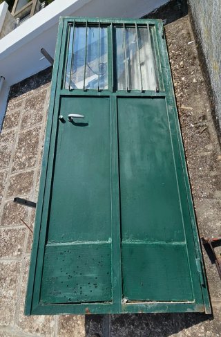 Porta in ferro da riverniciare