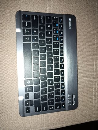 Tablet Lenovo 10 Negra más teclado