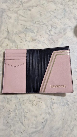 Porta passaporto e carte Victoria's Secret rosa