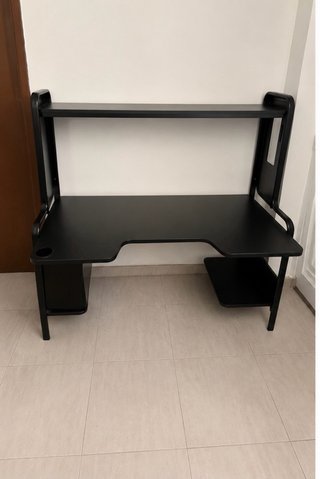 Escritorio Gaming IKEA FREDDE Negro