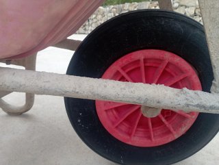 Carretilla Wurth Hormigonera. Carro Chino