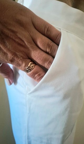 Pantaloni bianchi a zampa tg. M