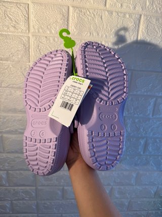 Crocs Morados