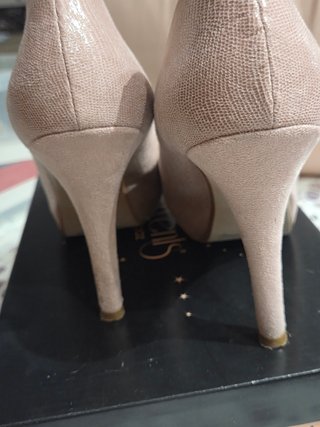 Zapatos de fiesta rosa nude