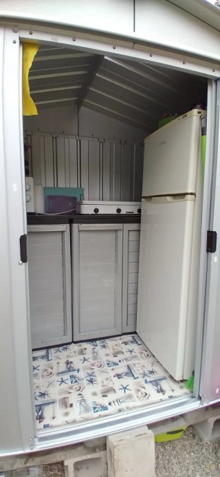 Caravana plegable Esterel Hergo con accesorios.