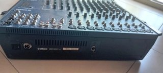 Consola de Audio Profesional Yamaha