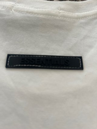 Camiseta ESSENTIALS Blanca Talla S