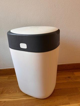 Contenedor Tommee Tippee Twist & Click