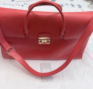 Bolso Furla Metropolis Grande en rojo anaranjado