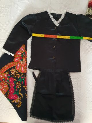 Traje de Manchega niña