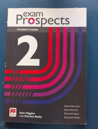 Libro de inglés de segundo de bachillerato.