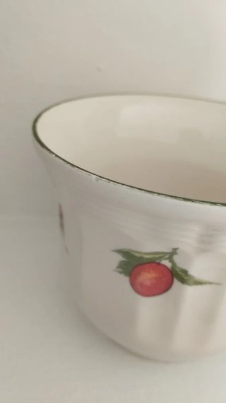 Taza de porcelana San Claudio de flores