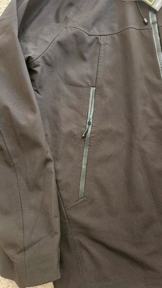 Chaqueta Arc'teryx Gore-Tex Negra