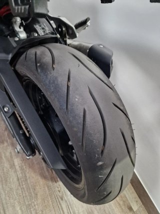 BMW F900R Azul y Blanco. Sport. Full Equipe. Todo