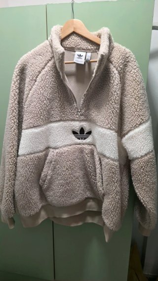 Abrigo Adidas Beige y Blanco Sherpa
