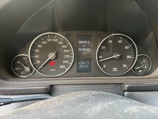 Mercedes-Benz Clase C 2005 itv y pegatina b