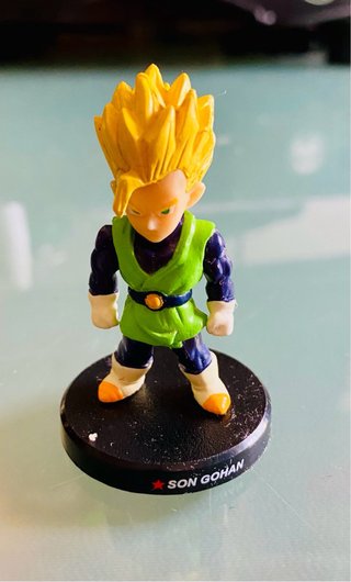 Lote 4 figuras Son Goku mini