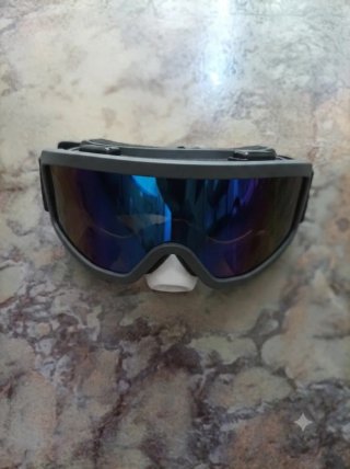 Gafas de ski negras con pantalla reflectante