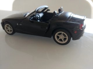 Coches Hot Wheels con Pista