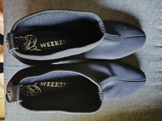 Botines negros nuevos marca weekend