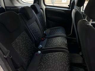 140€/Mes Opel Combo 1.3cdti 90cv Combi 2012