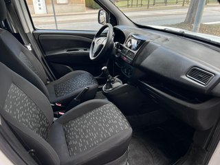 140€/Mes Opel Combo 1.3cdti 90cv Combi 2012