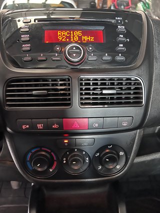 140€/Mes Opel Combo 1.3cdti 90cv Combi 2012