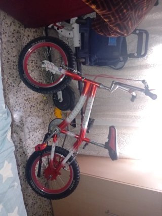 Bicicleta infantil roja 16 pulgadas