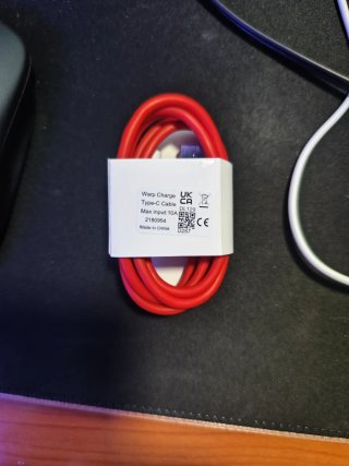 OnePlus Warp Charge Cable USB-C Rojo