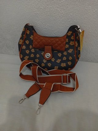 Bolso de dama estampado floral