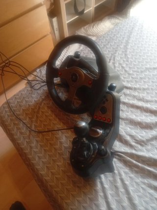 Volante Logitech g25 con Pedales y Palanca