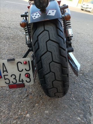Suzuki Intruder VS800 Custom